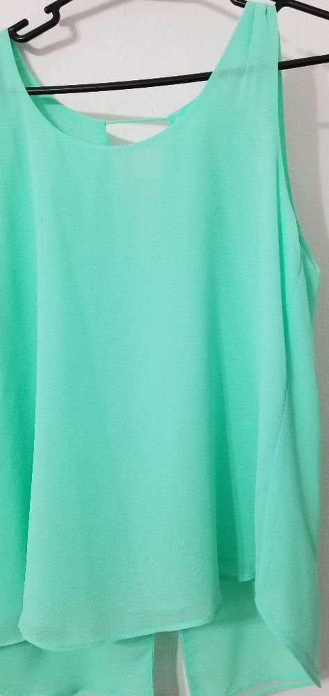 Mint green sleeveless top